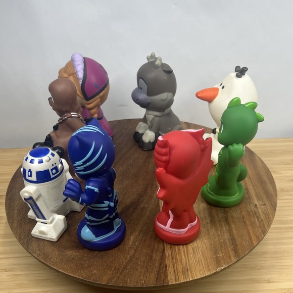 Lot of 8 Disney Bath Toys – Star Wars, Frozen, PJ Masks – Vinyl Squeeze Figures - Picture 11 of 12